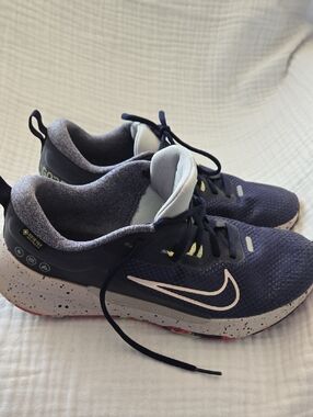 Nike Juniper Trail Running Shoe